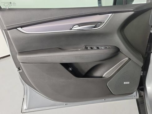 Used 2024 Cadillac XT5 Luxury FWD image 19