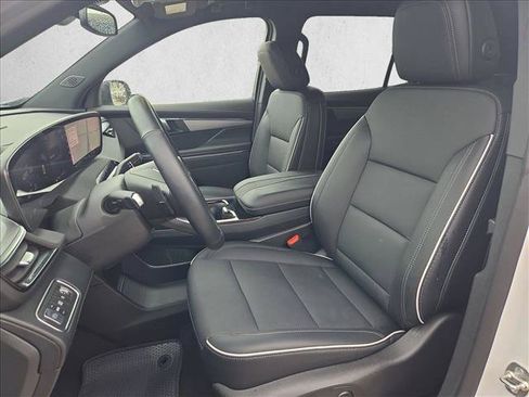Used 2026 Buick Enclave Preferred FWD image 16