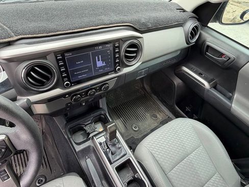 Used 2021 Toyota Tacoma SR5 RWD image 18