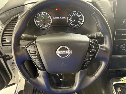 Used 2023 Nissan Armada SV image 19