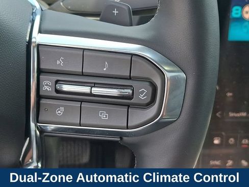 Used 2026 GMC Terrain Elevation w/ Elevation Premium Package AWD/4WD image 8