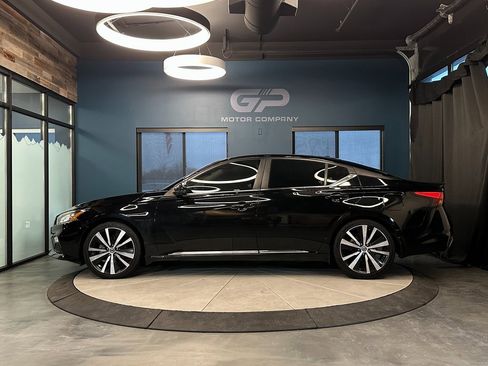 Used 2020 Nissan Altima 2.0 SR image 6