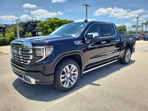 Used 2025 GMC Sierra 1500 Denali w/ Denali Reserve Package AWD/4WD image 4