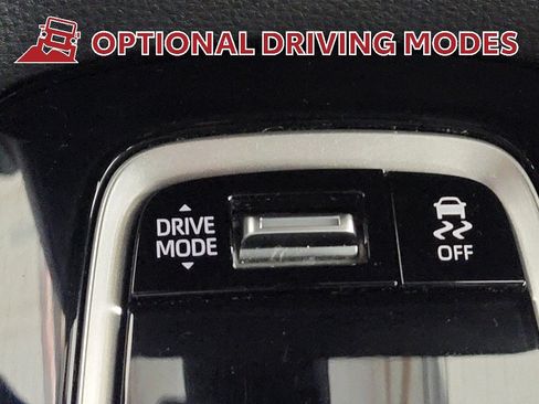 Certified 2023 Toyota Corolla SE image 25