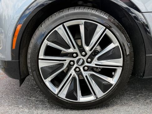 Used 2023 Cadillac Lyriq 2WD image 4