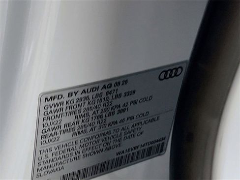 New 2026 Audi Q8 Premium Plus image 32