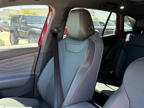 Used 2024 Volkswagen ID.4 S RWD image 11