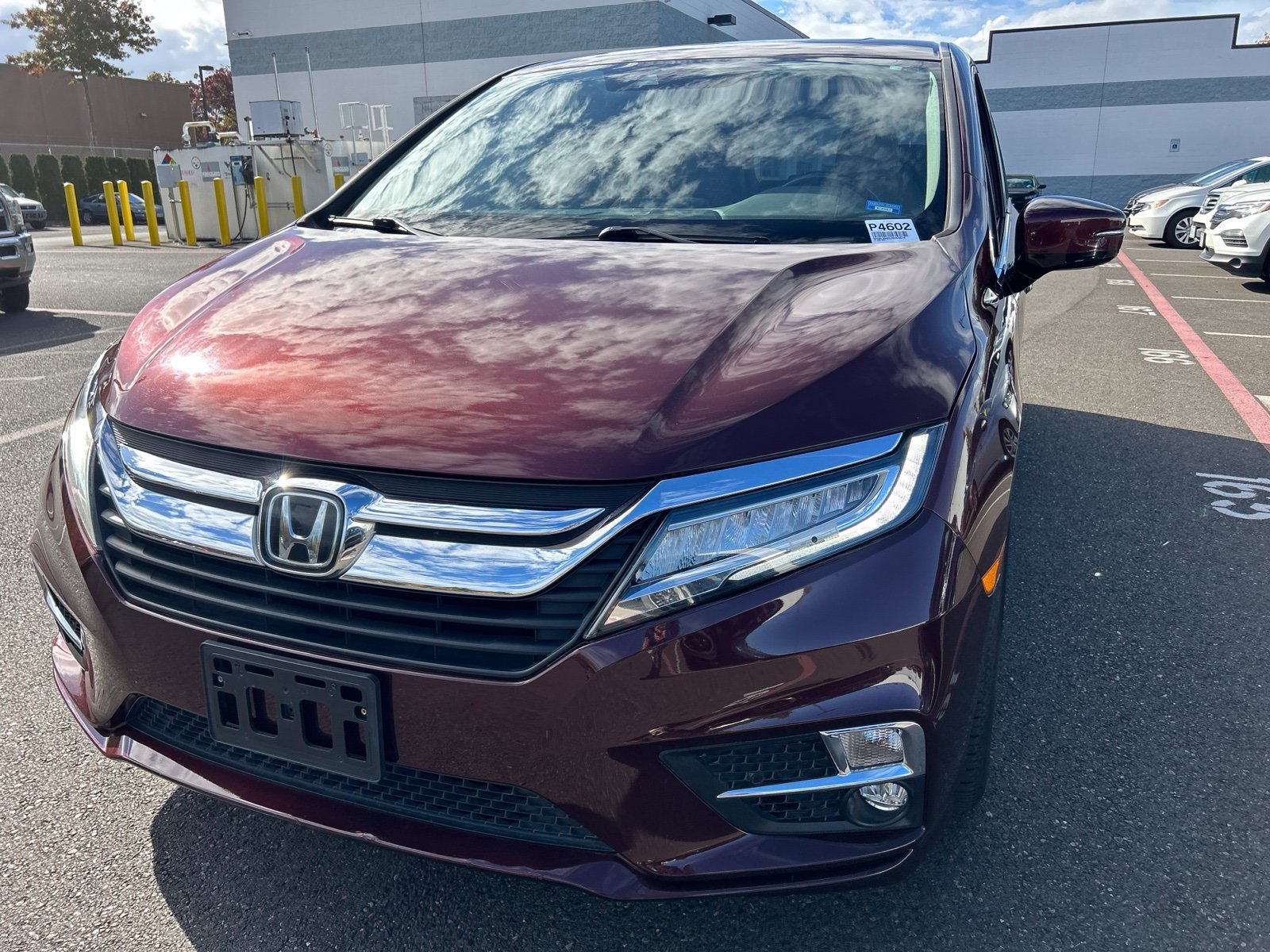 Used 2018 Honda Odyssey Elite image 2