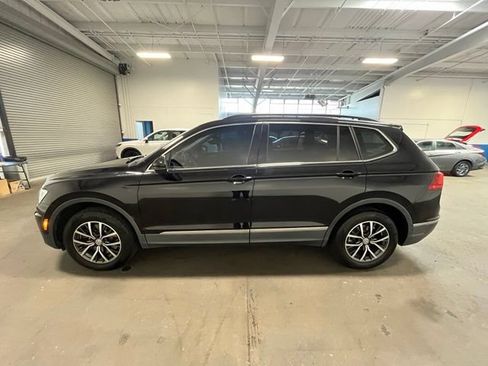 Used 2020 Volkswagen Tiguan SE FWD image 6