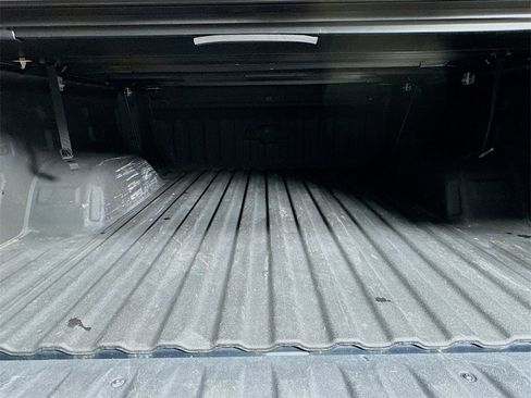 Used 2020 Chevrolet Silverado 1500 LT Trail Boss image 26