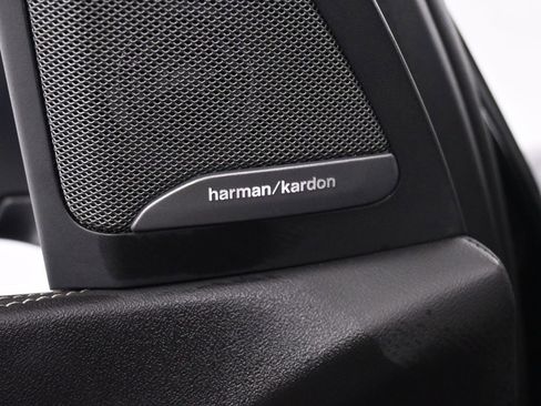 Used 2023 BMW X7 xDrive40i w/ Premium Package AWD/4WD image 51