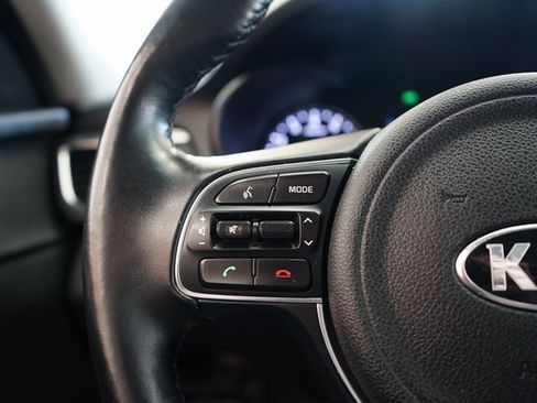 Used 2018 Kia Optima EX image 29