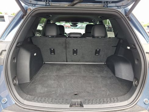 Certified 2025 Chevrolet Equinox LT w/ Convenience Package II AWD/4WD image 28