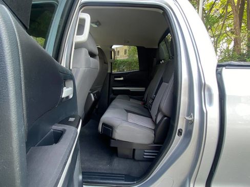 Used 2014 Toyota Tundra SR5 w/ SR5 Upgrade Package image 39