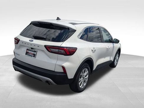 Used 2023 Ford Escape Active w/ Cold Weather Package FWD image 33