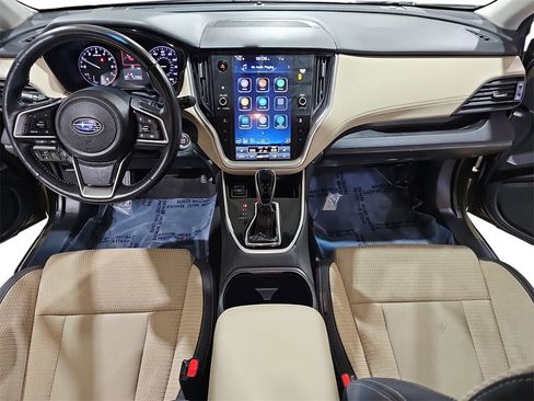 Used 2021 Subaru Outback Premium image 9