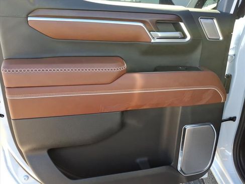 New 2026 GMC Sierra 1500 Denali Ultimate AWD/4WD image 18