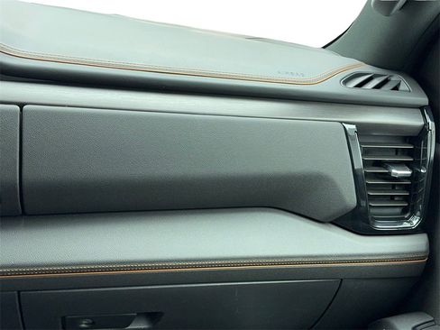 Used 2025 GMC Sierra 1500 AT4 image 23