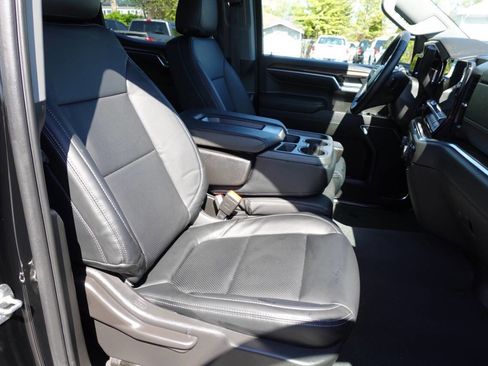 Used 2023 Chevrolet Silverado 1500 LT AWD/4WD image 34