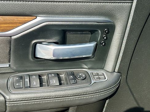 Used 2024 RAM 2500 Laramie w/ Safety Group image 15