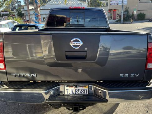 Used 2004 Nissan Titan SE w/ (Bed) Utility Bed Pkg image 6