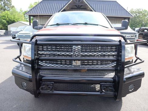 Used 2006 Dodge Ram 2500 Truck Laramie AWD/4WD image 2