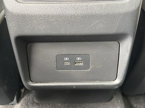 Certified 2023 Nissan Rogue SV FWD image 19