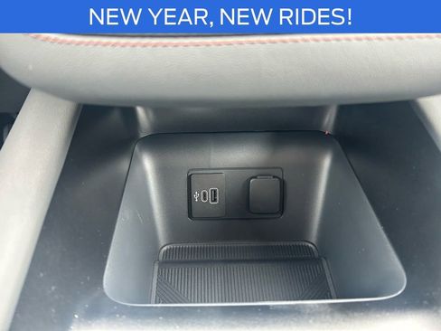 New 2026 Ford Explorer Active image 34