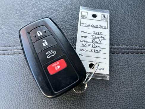 Certified 2022 Toyota RAV4 XLE Premium AWD/4WD image 37