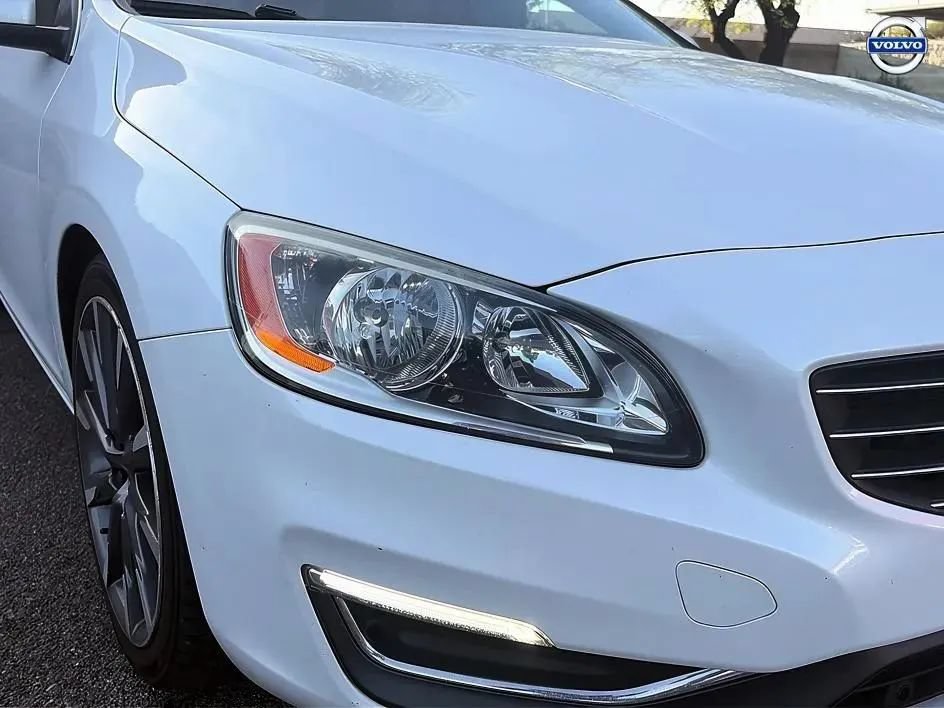 Used 2015 Volvo V60 T5 Premier FWD image 11