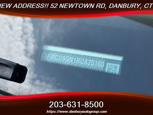 Used 2024 Ford Escape Active AWD/4WD image 29