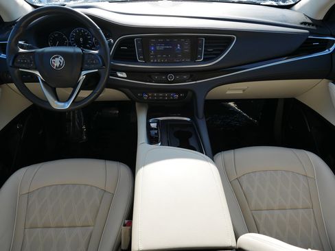 Used 2023 Buick Enclave Avenir w/ Avenir Technology Package image 10