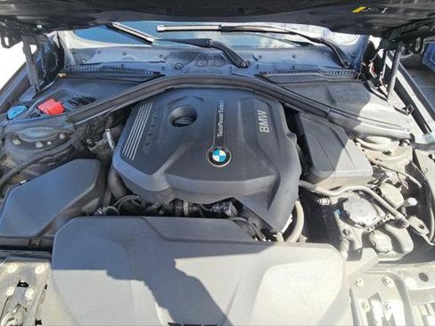 Used 2017 BMW 330i xDrive Sedan AWD/4WD image 21
