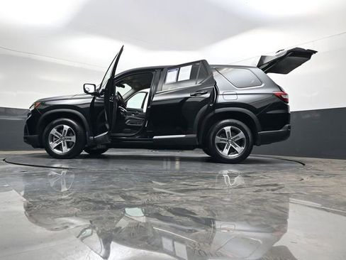 Used 2023 Honda Pilot EX-L image 40