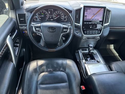 Used 2021 Toyota Land Cruiser Heritage Edition AWD/4WD image 12