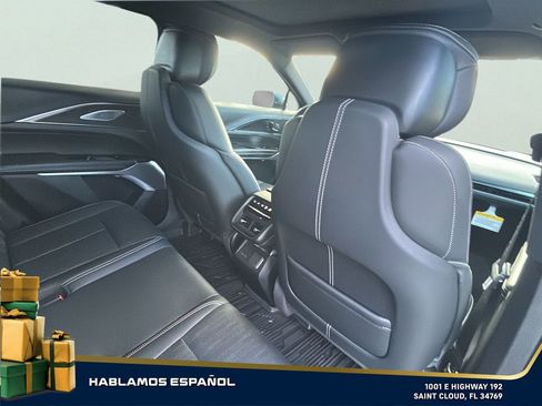 Used 2024 Cadillac Lyriq Luxury w/ LPO, Floor Liner Package image 29