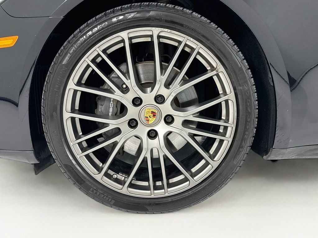Certified 2023 Porsche Panamera Platinum Edition w/ Sport Chrono Package RWD image 32