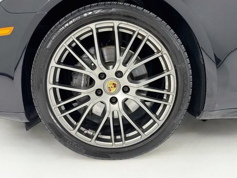 Certified 2023 Porsche Panamera Platinum Edition w/ Sport Chrono Package RWD image 32