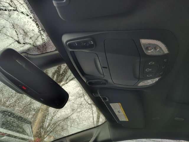 New 2026 Chrysler Pacifica Select AWD/4WD image 25