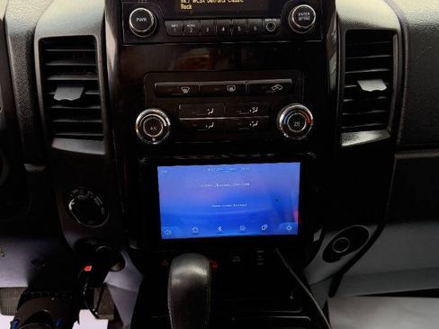 Used 2014 Nissan Titan SV image 18