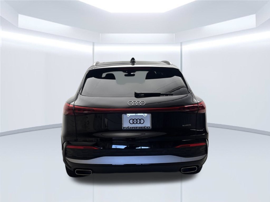 Used 2025 Audi Q5 Premium AWD/4WD image 7