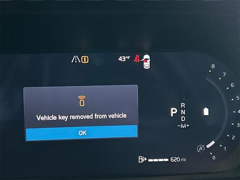 New 2026 Volvo XC90 B6 Ultra w/ Lounge Package image 15