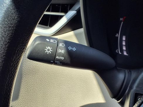 Used 2026 Toyota Corolla LE FWD image 22