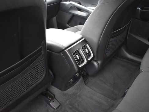 Used 2021 Kia Sorento LX image 22