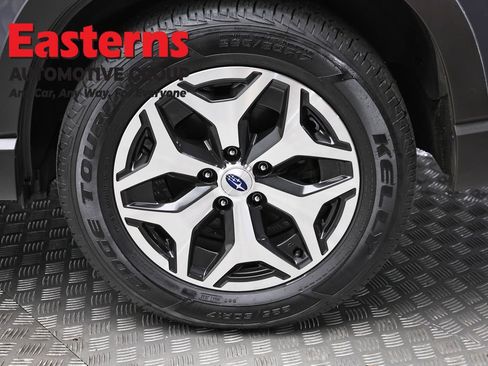 Used 2022 Subaru Forester Premium AWD/4WD image 8