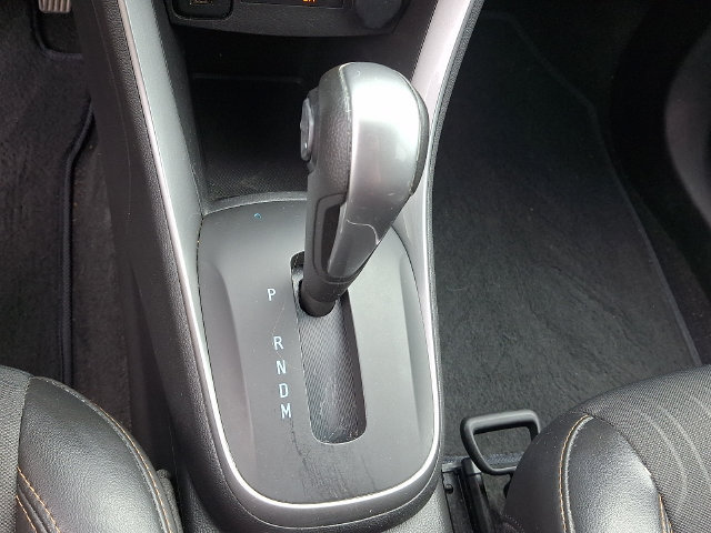 Used 2019 Chevrolet Trax LT w/ LT Convenience Package AWD/4WD image 12