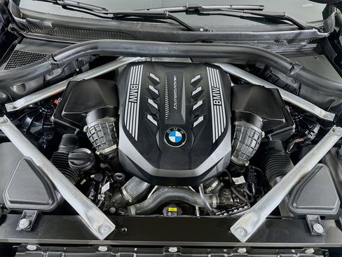 Used 2022 BMW X6 M50i w/ Executive Package image 32