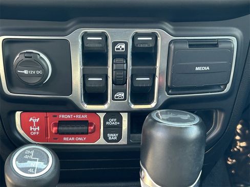 Used 2021 Jeep Wrangler Unlimited Rubicon image 22