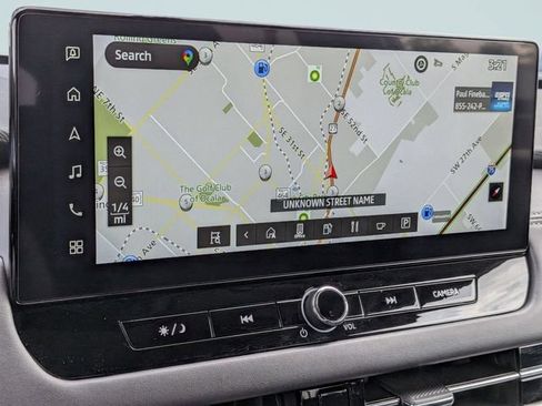 Used 2025 Mitsubishi Outlander AWD image 23