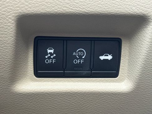 Used 2017 INFINITI Q50 Premium image 42